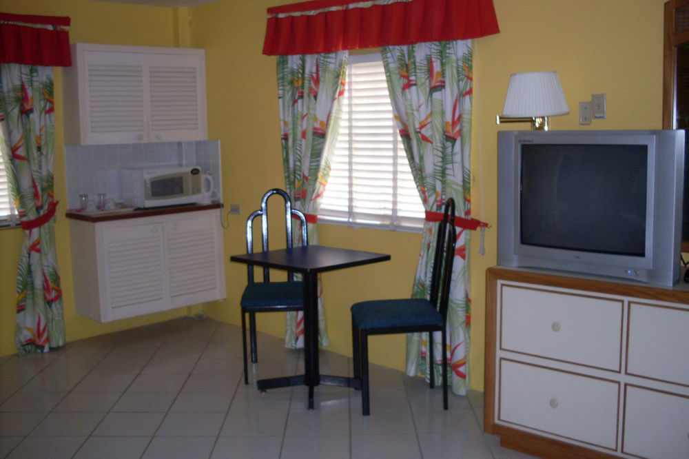 Coral Cove Marina Hotel Chaguaramas Buitenkant foto